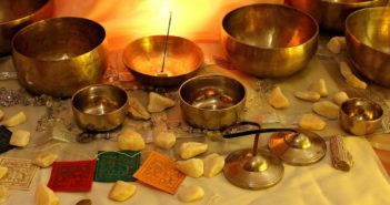 Tibetan Singing Bowl Meditation 528 Hz